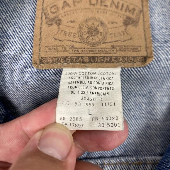 Vintage Gap Denim Jacket Mens Large Blue Trucker Button Front Pockets Washed 90s - Picture 12 of 12